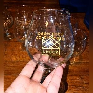 Local Massachusetts company lord hobo 2 Sizes. Solid well made.